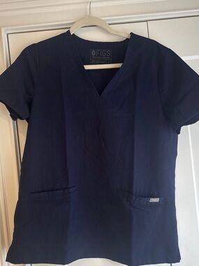 Figs Navy Short Sleeve V-Neck Scrub Top